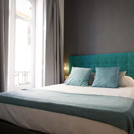 Apartments Holidays2Malaga City Center Apartment *