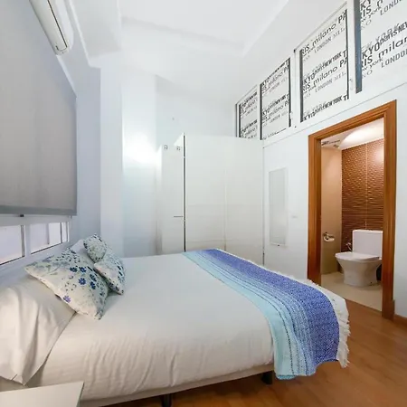 Apartments Holidays2Malaga City Center Malaga