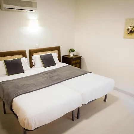 Apartments Holidays2Malaga City Center